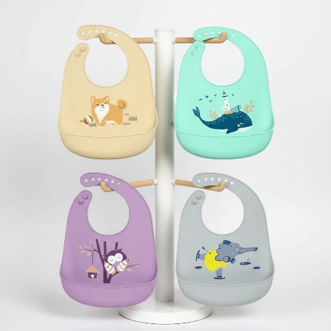 4 bavoirs sur présentoir