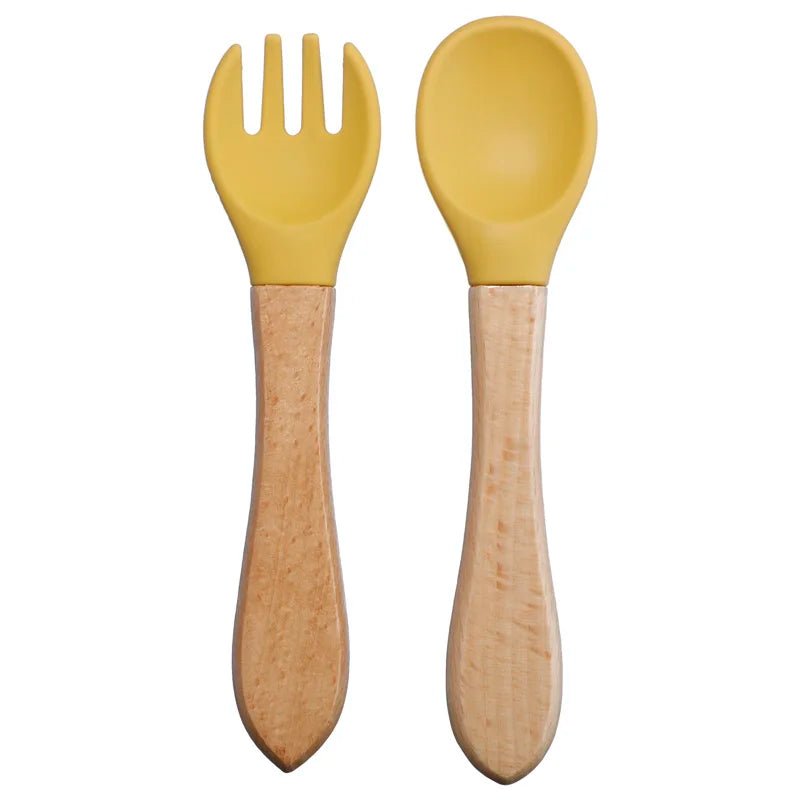 Couvert pour bebe- en silicone-manche-bois